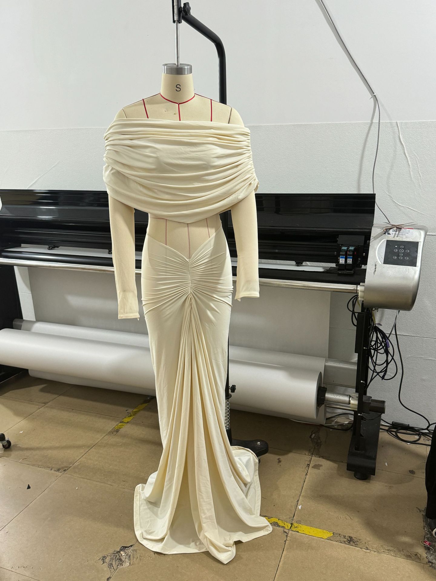 Beige Women Prom Dress Sexy Of - Women'S Formal Wear For A Wedding Guest reseña y precio